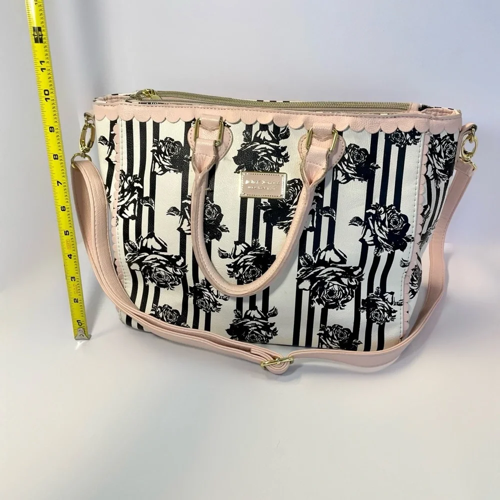 Betsey Johnson Handbag Purse - Picture 5 of 6